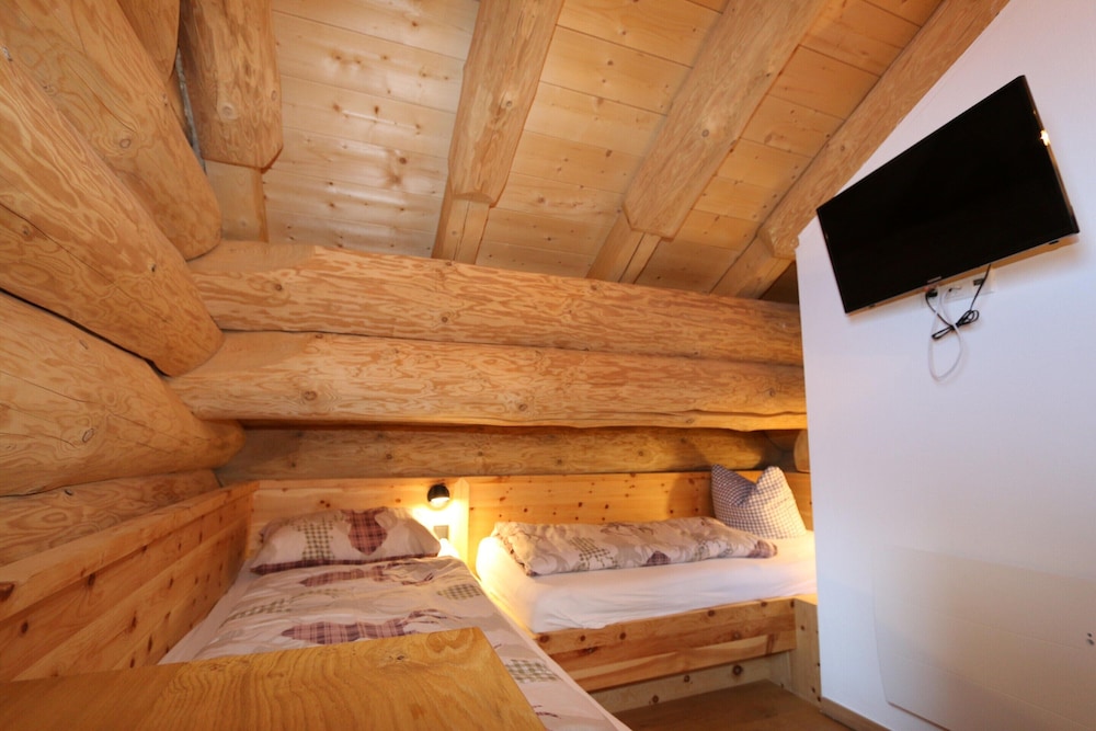 Chalet in Wildkogel With Ski-in/ski-out