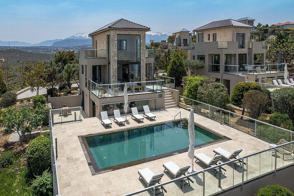 Tersanas Villas