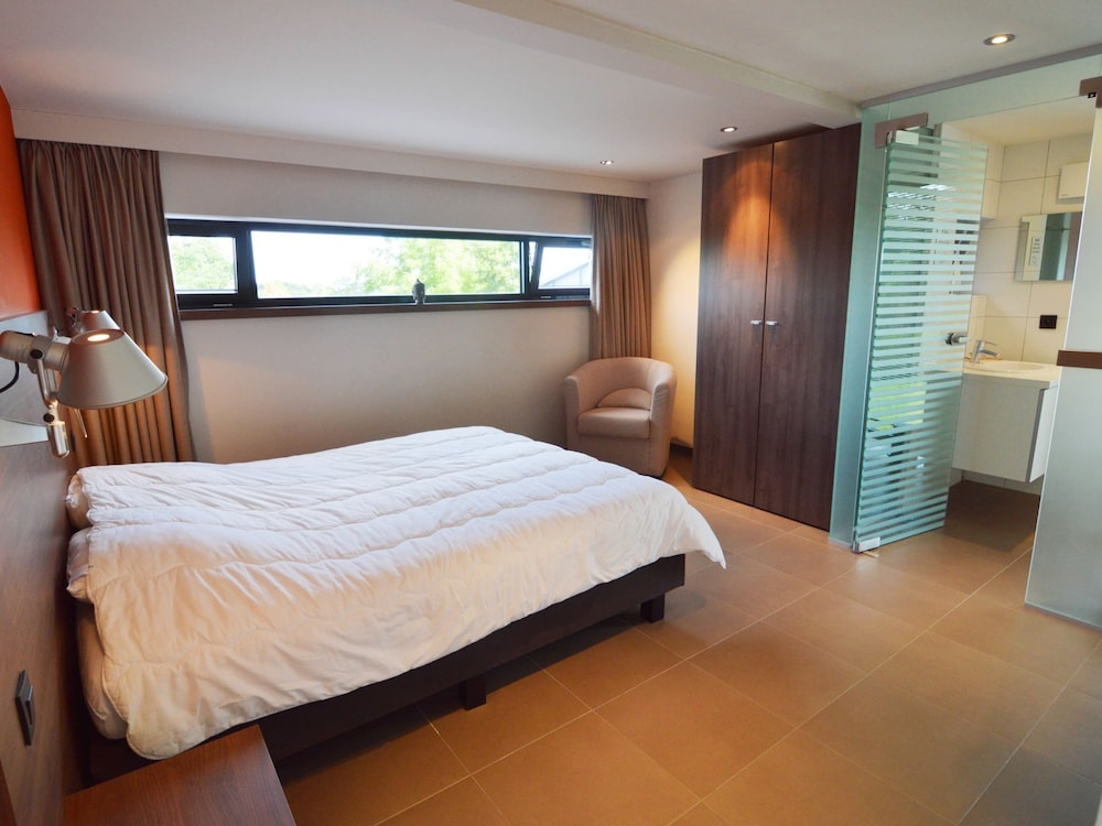 Family Villa, Profondeville view 3