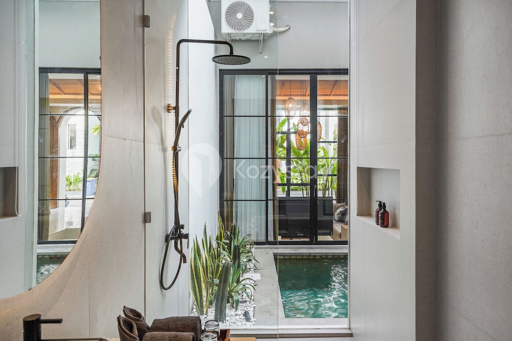 Lucenta Villa by Kozystay - Canggu