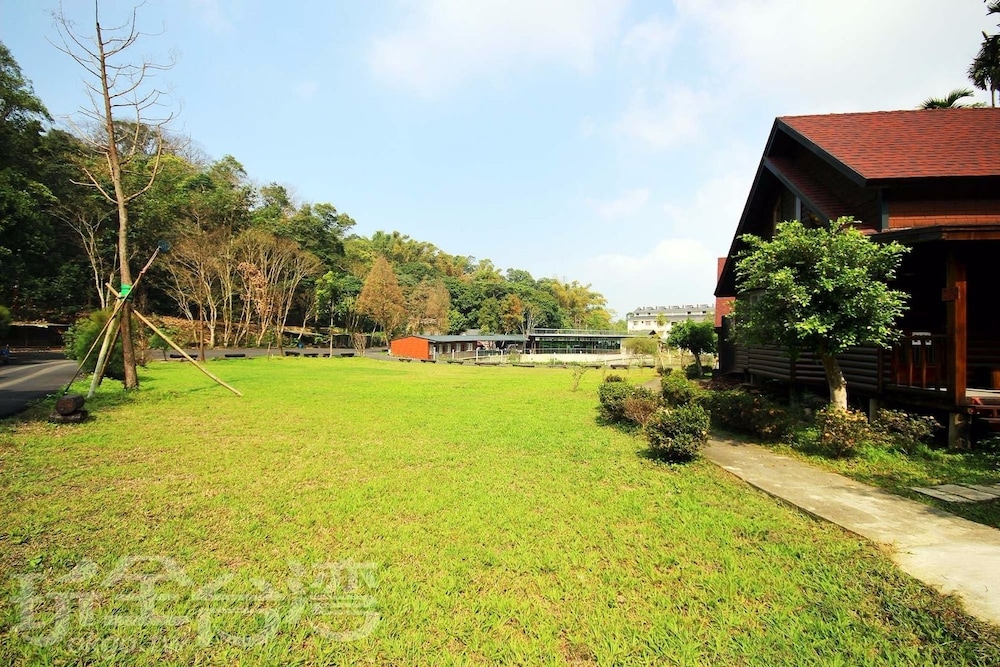 Double Lake Villa