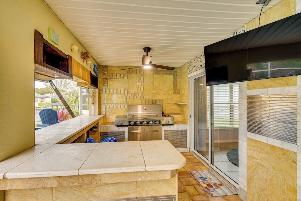 On-site Canal Access: Luxe Home in Palm Coast!