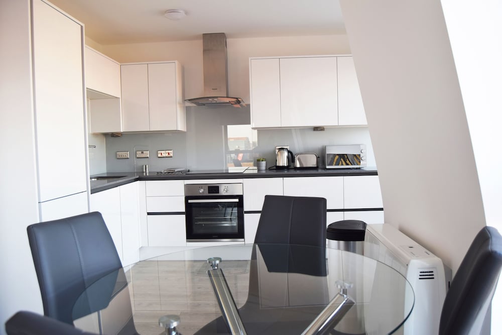 Morland House Apartments
