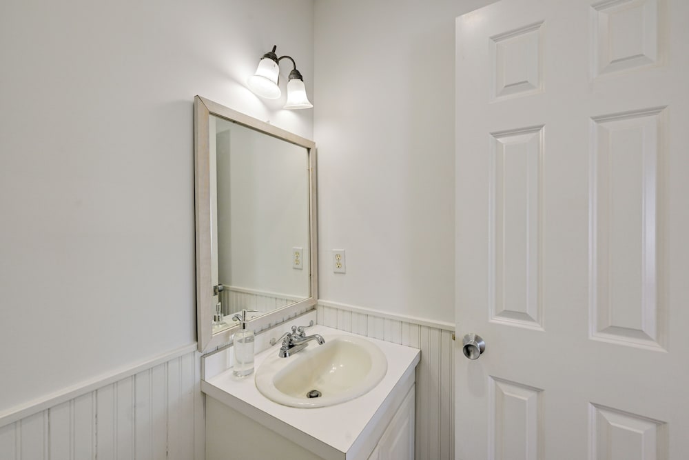 Panoramic Ocean Views: Westhampton Haven w/ Pool