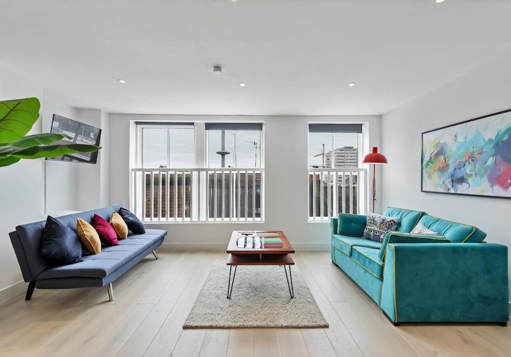 Right On Bright On Apartment 1E - City Centre Luxury Apartments view 5
