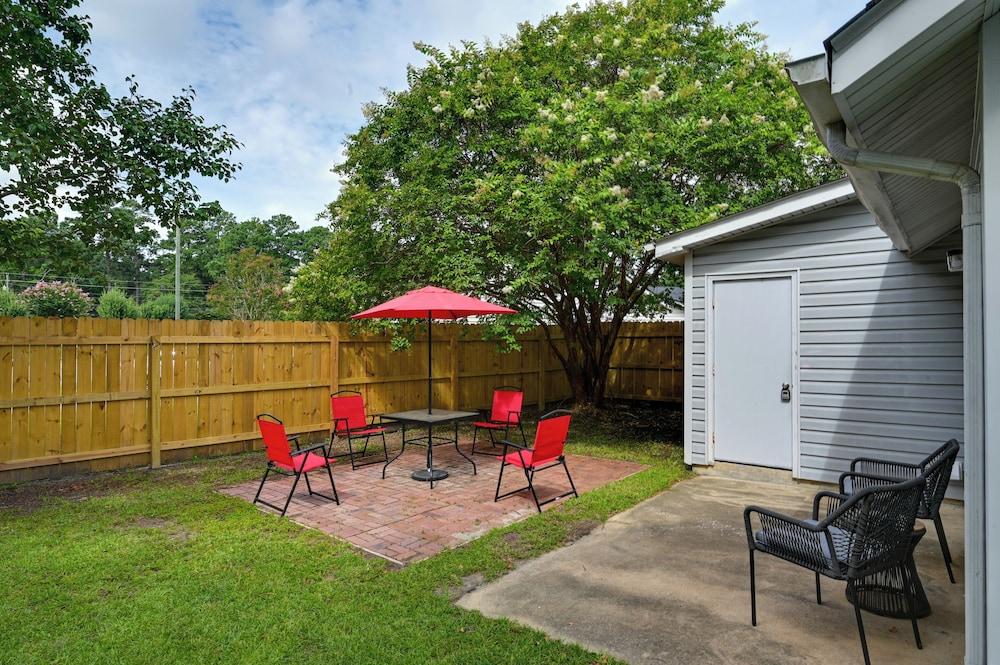 Game Day Ready: Greenville Stay w/ Patio Dining