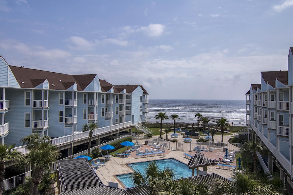 Seascape 1321 1 Bedroom Condo by RedAwning