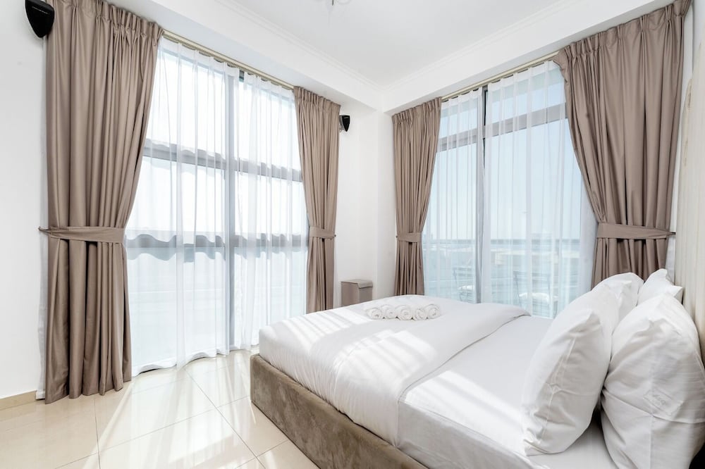 Manzil - Spacious 2BR near Marina Beach