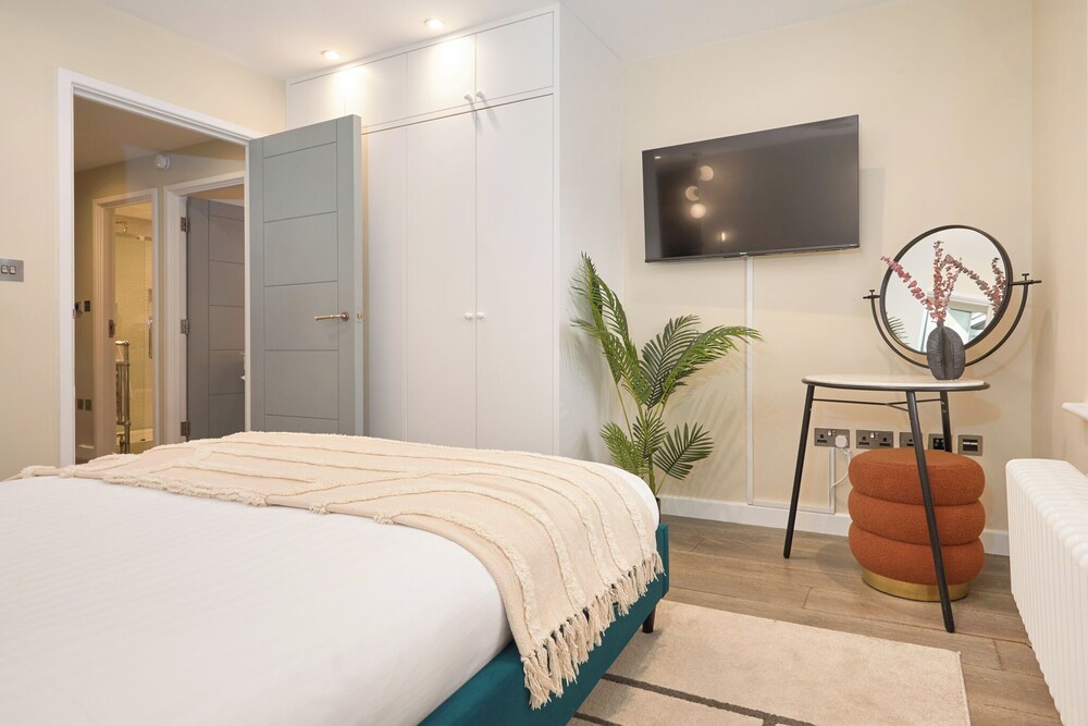 Be London - The Chinatown Residences