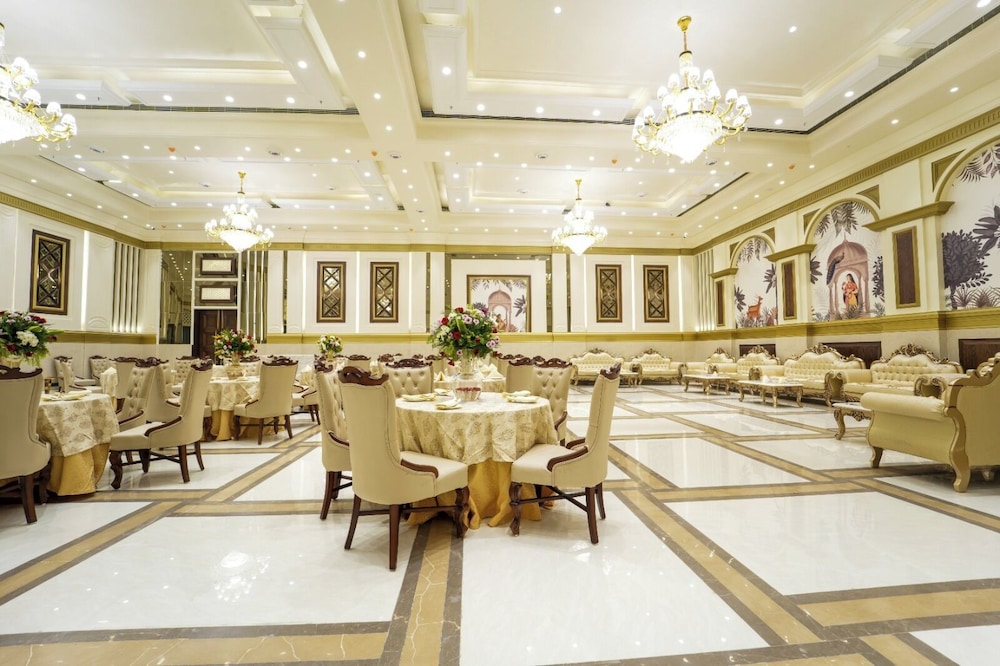 Hotel Maharaja Palace Rohtak