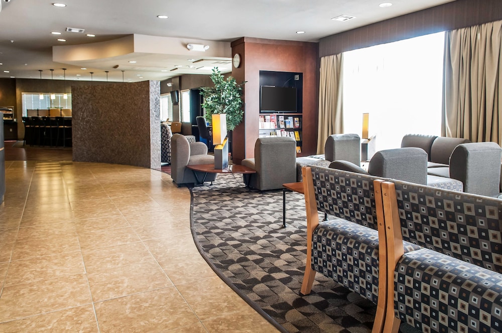 Hobbs Vacations - MainStay Suites - Property Image 7