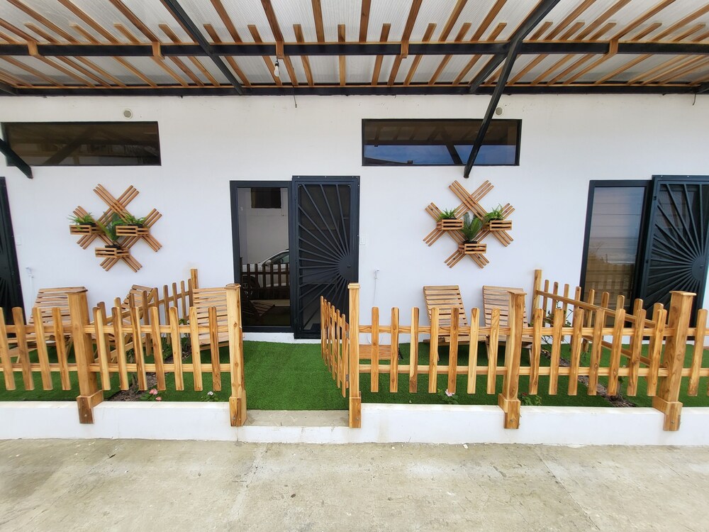 SUIT BRISAMAR SANTA MARIANITA BeachManta