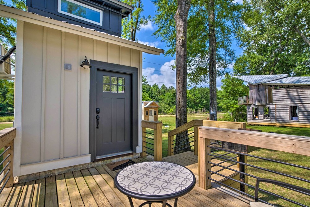 Modern Starkville Tiny Home Near Dining  MSU - Property Image 10