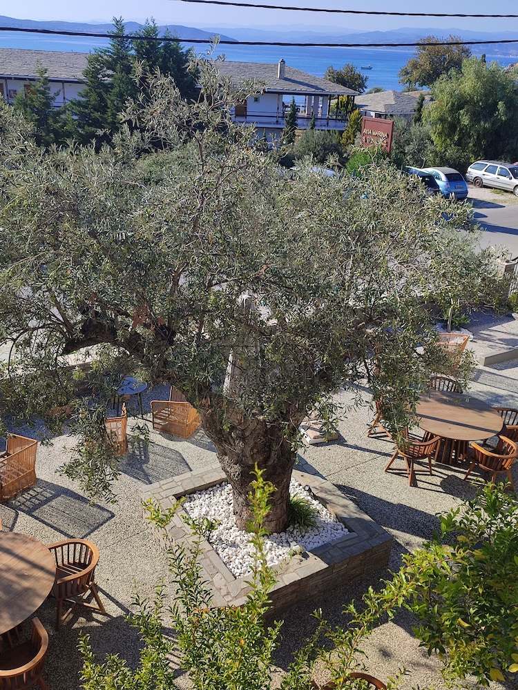 Ayia Marina Suites