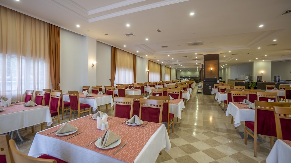 Calido Sol Hotel