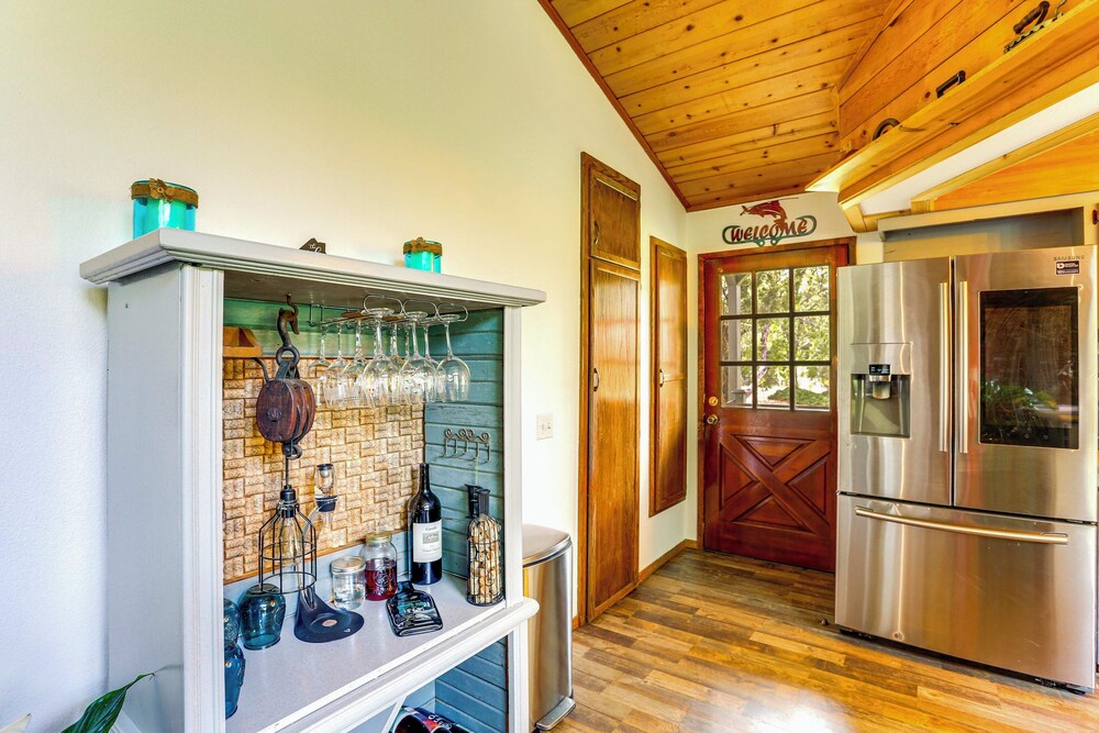 Scenic Riverfront Escape w/ Sauna in Junction City