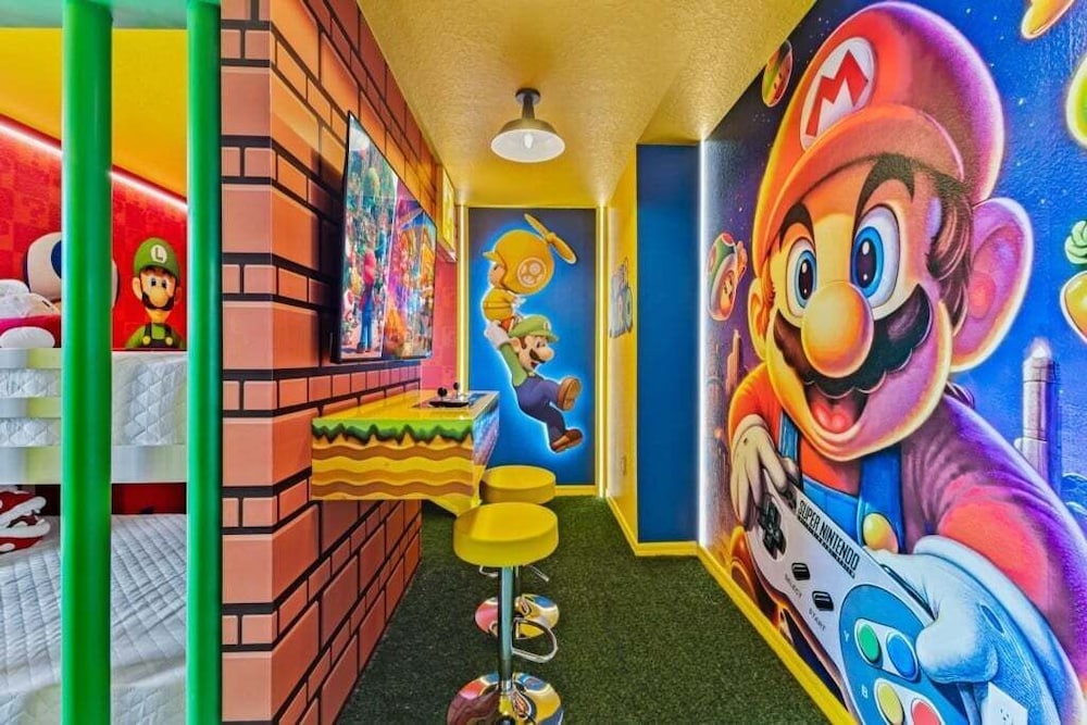 Disney's Castle Mania Home! 7 Bedroom Villa