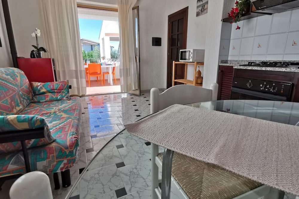 Welcomely - La Casa Di Rita - Li Cucutti view 5