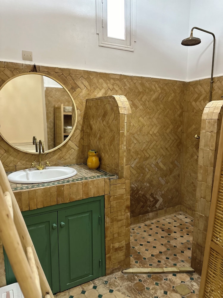 Maison Chaliya guesthouse