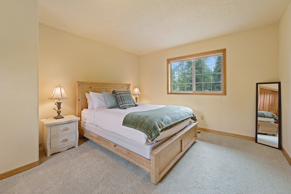 4 Tan Oak Lane 5 Bedroom Home