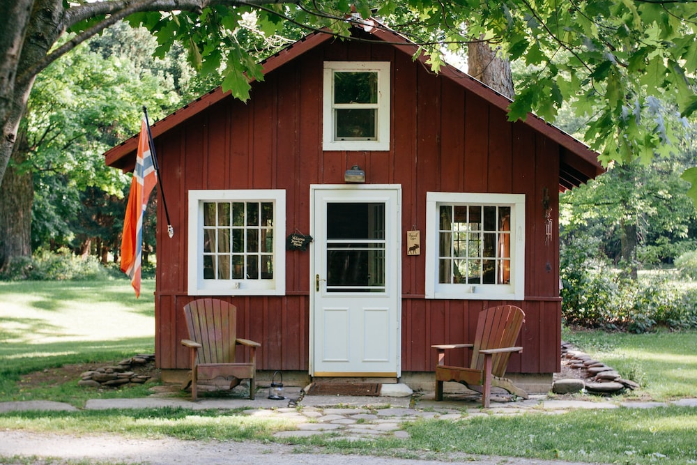 Wellnesste Lodge and Cabin Rentals