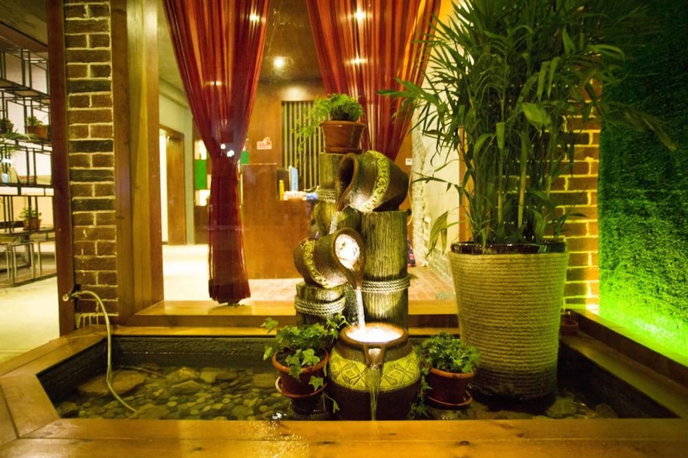 Jingshuihuajian Boutique Inn