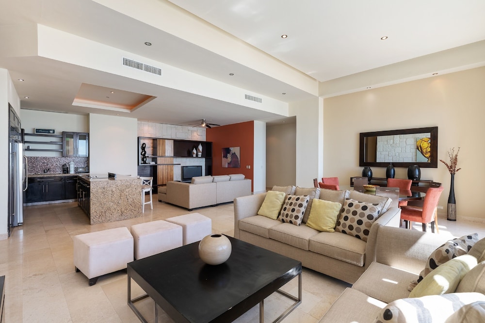 Encanto Living 1201 -4BR by Kivoya