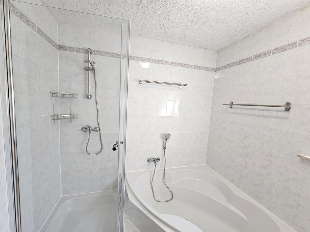 Apartmenthaus - Mackenbach