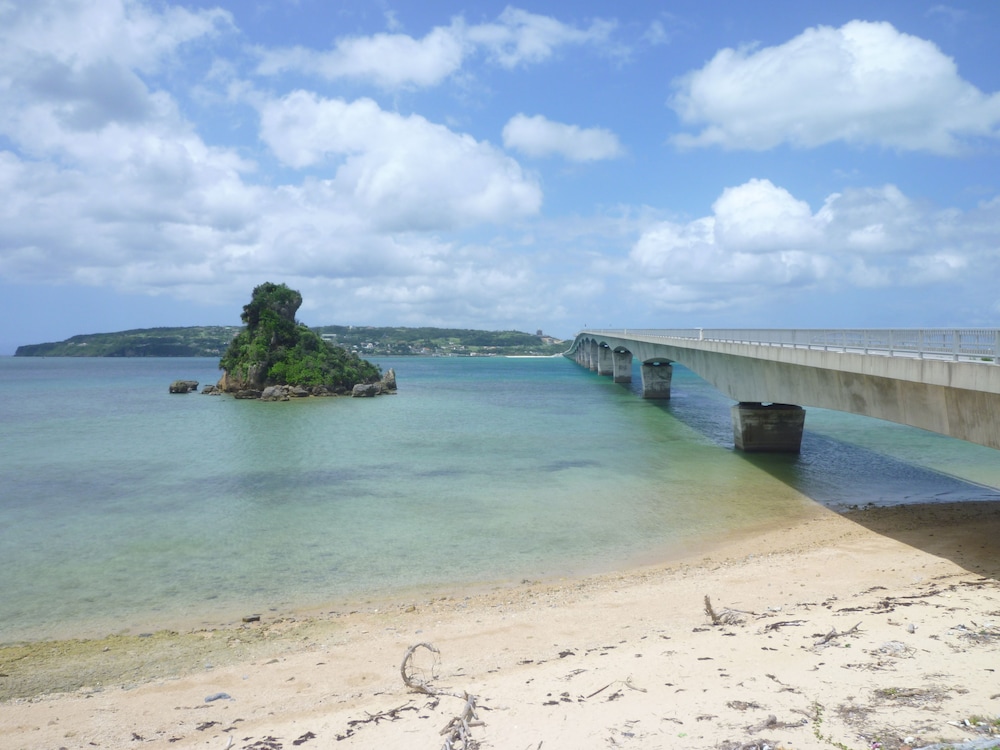 Hibis Resort