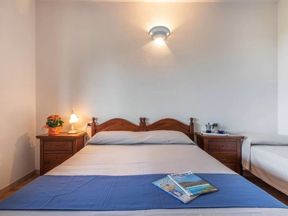 Holiday Retreat Near La Caletta Beaches
