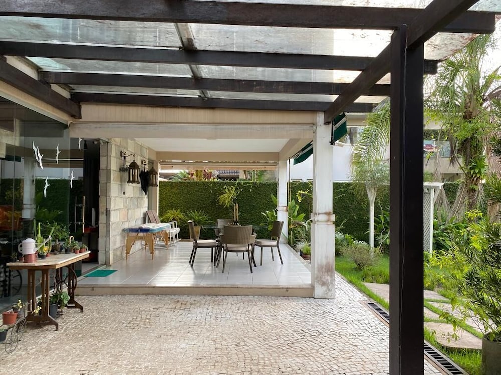 Casa Lago Azul