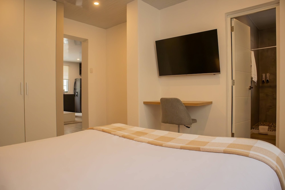 w Spectacular 1BR w Terrace in Miraflores