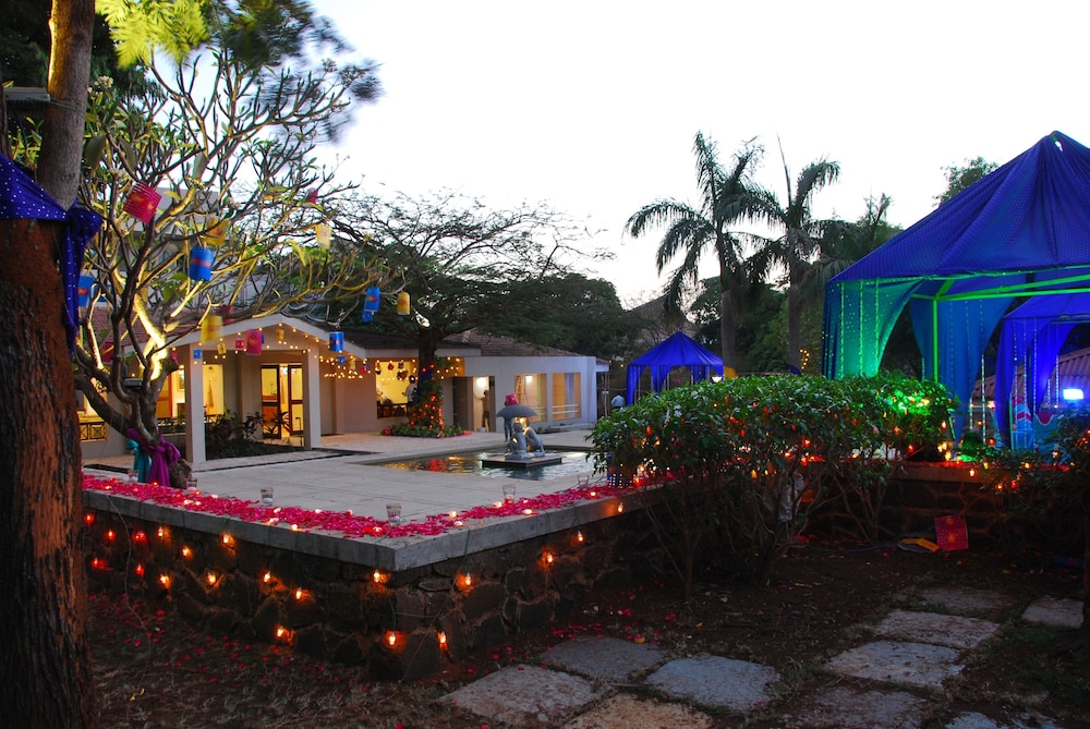 Manas Resort with Petting Zoo