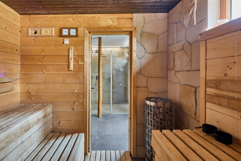 Villa in Radvanice With hot tub