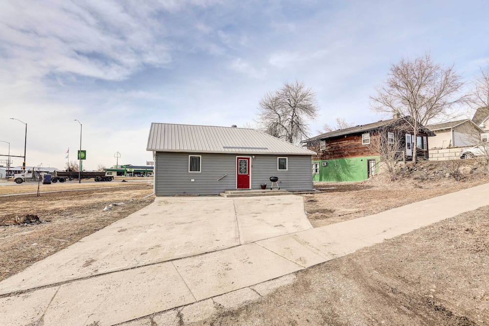 Pierre Vacations - Pierre Vacation Rental w/ Grill  Fenced Yard - Property Image 7