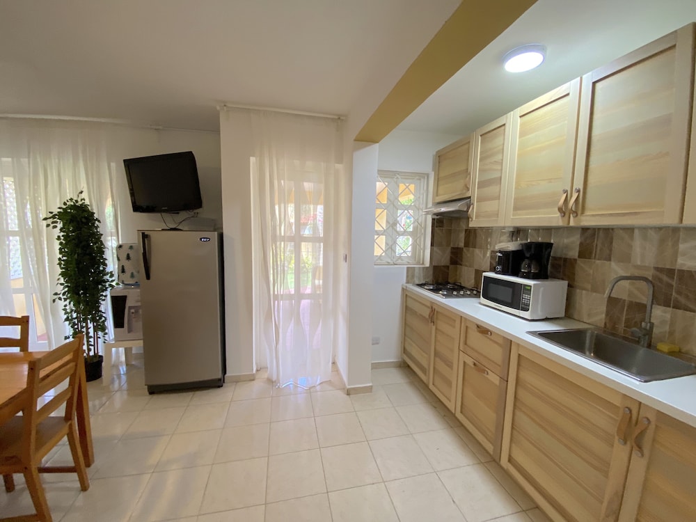 Los Corales Tropical Beach Resort & SPA