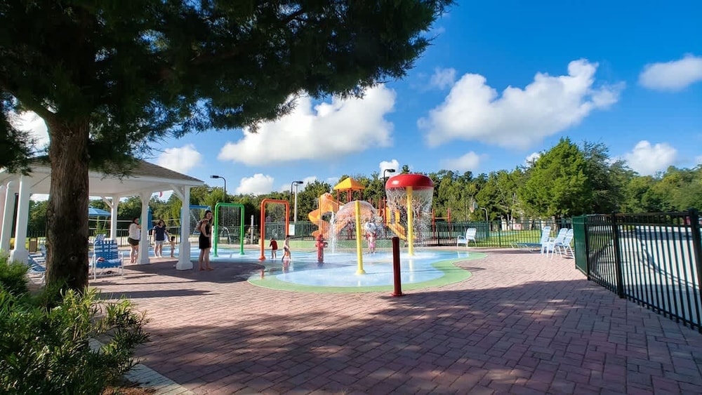 Relaxing 3BR Haven for 8 at Seven Dwarfs