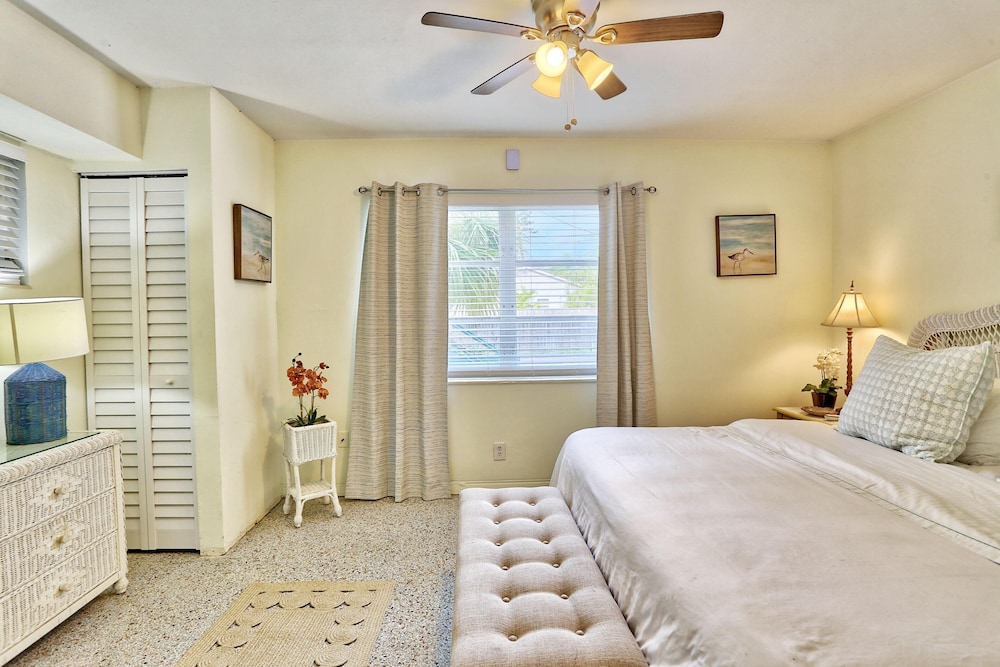 Beach Quarters #3