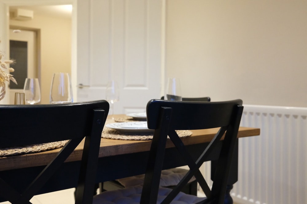 Bicester Villa-6bed-sleeps 14