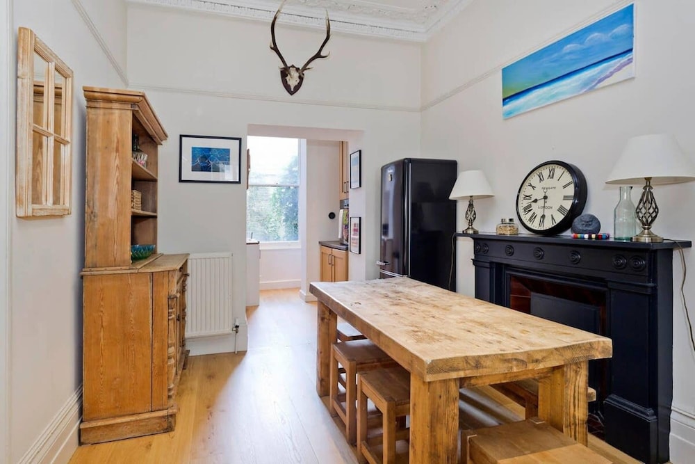 2-bed Apartment in Paddington Near Hyde Park