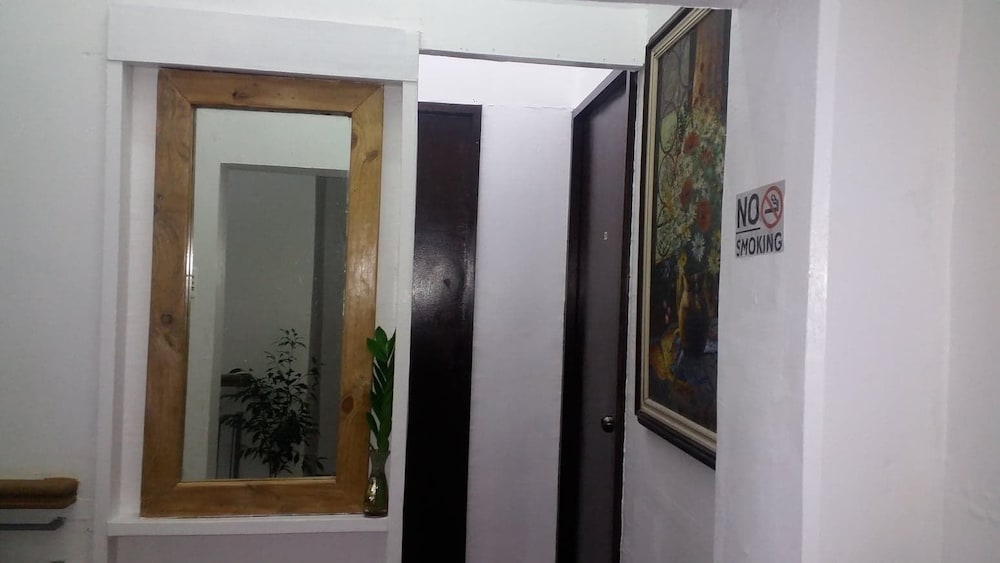 Airport Travelodge Manila - Hostel