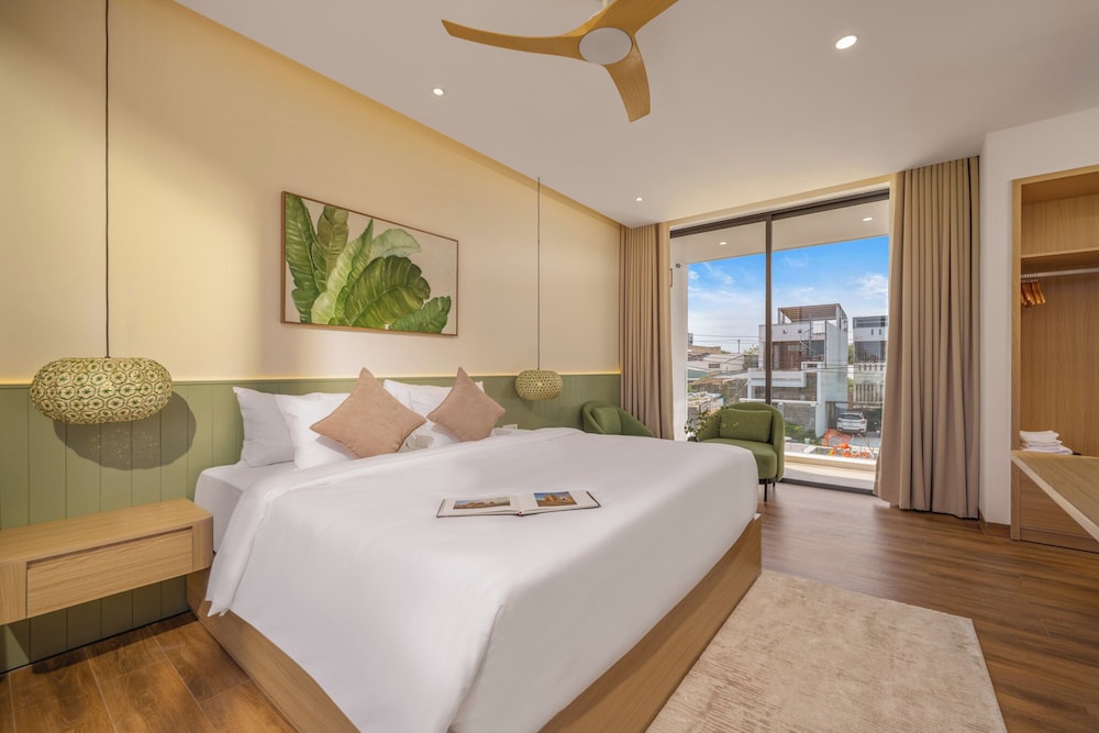 Amazing Newly Built Pool Villas Danang
