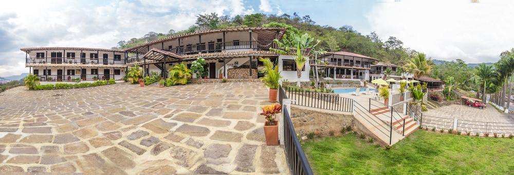 Hotel Campestre Casa del Conde Monterrey - Image 1