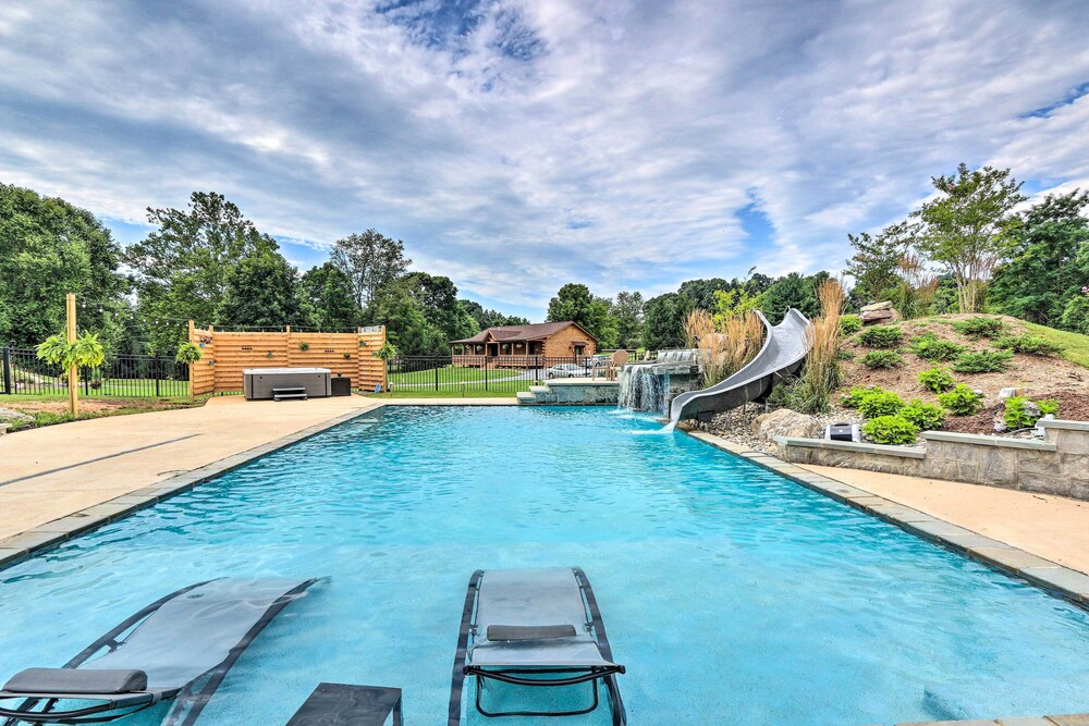Charles Town Home w/ Private Pool Hot Tub - Property Image 6
