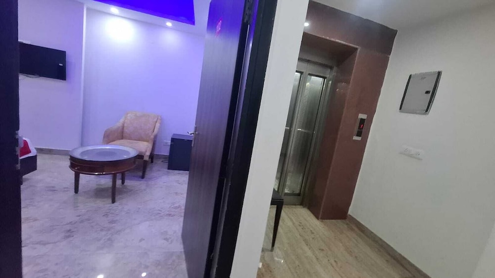 Hotel Taj Homestay- A Unit of Sahni's