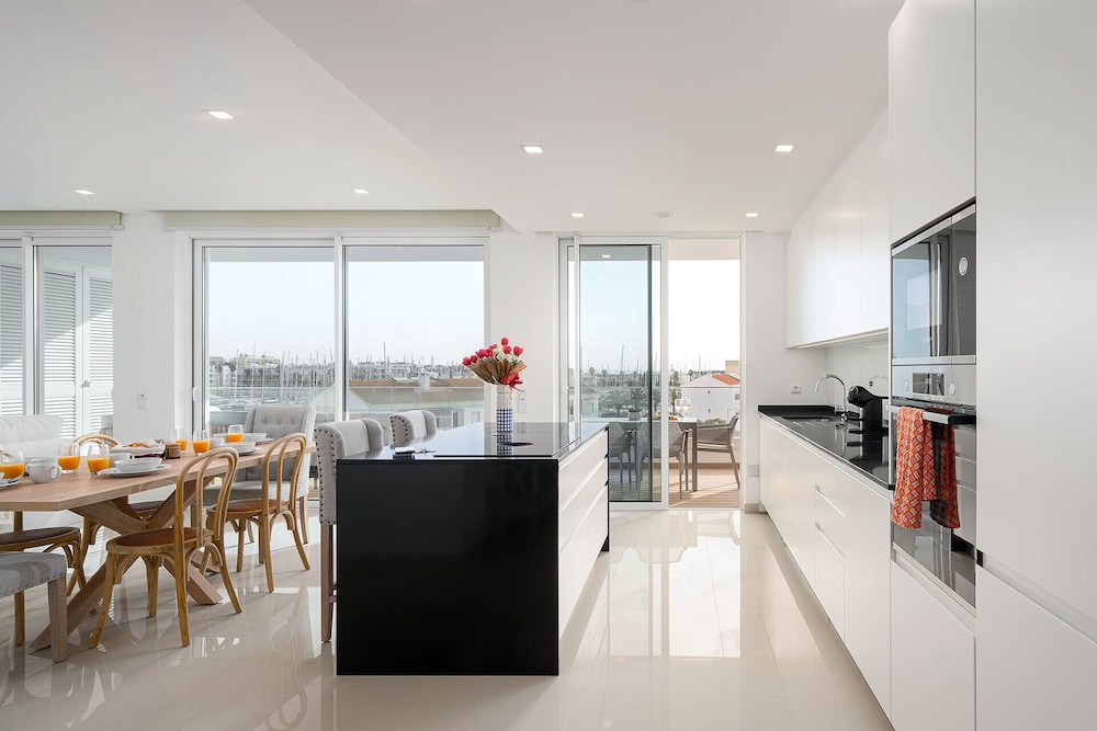 Lagos Marina View 3 With Pool by Homing