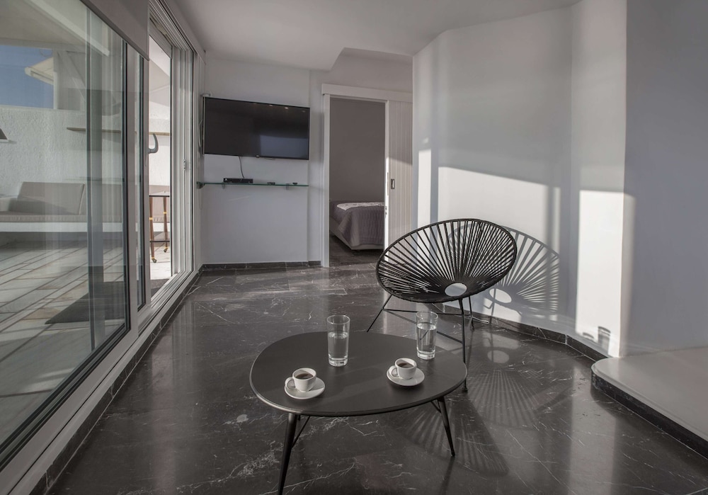 Luxury penthouse with stunning riviera view by GHH