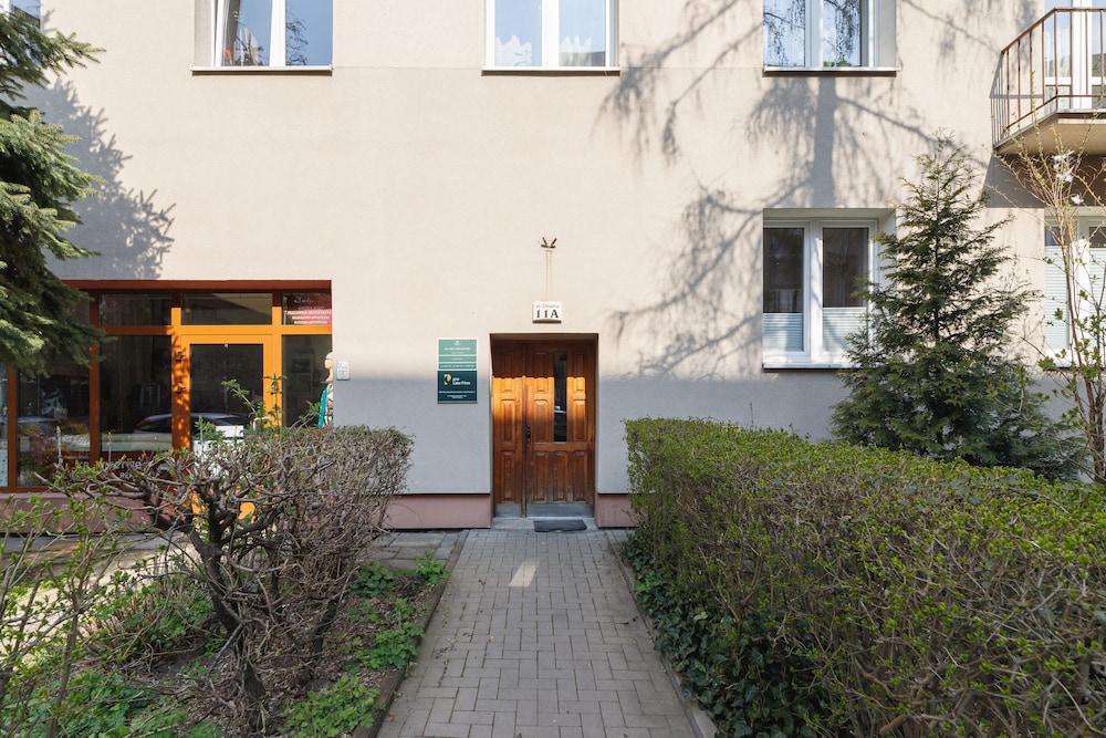 Studio Chopina Cracow by Renters view 4