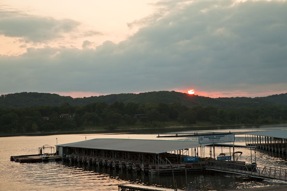 Rockwood Resort