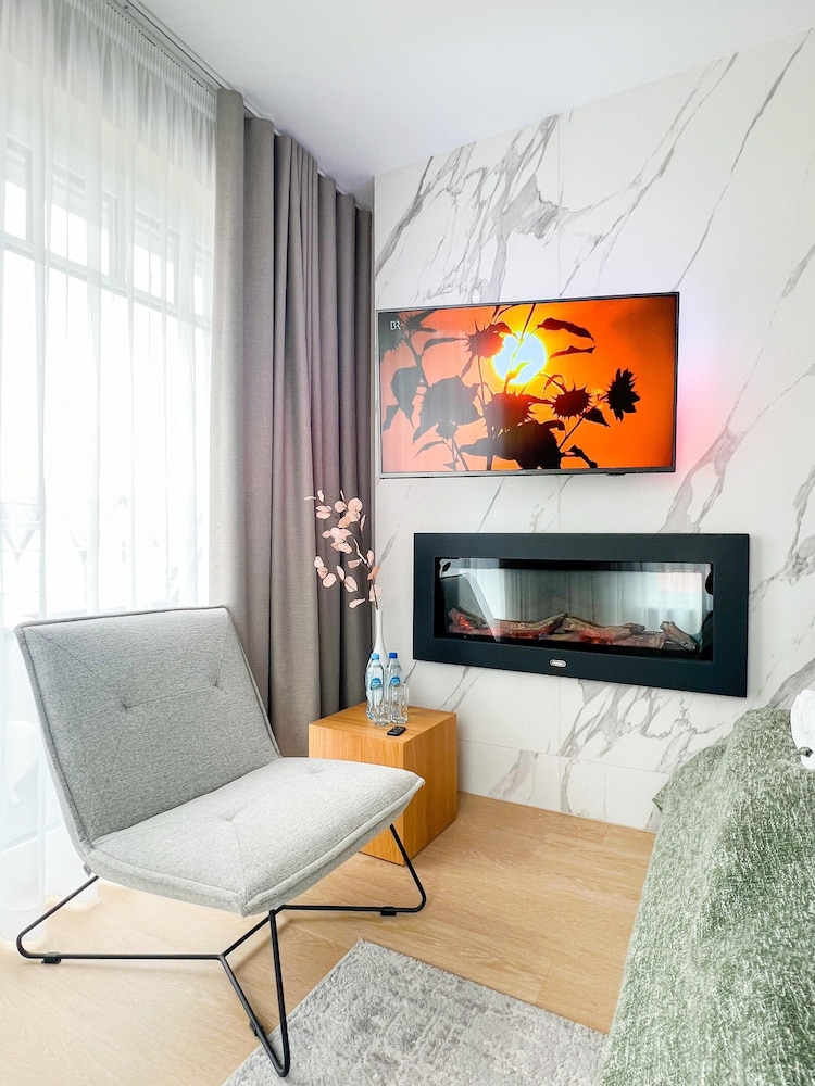 Luxury Holiday Rooms, Close to the sea